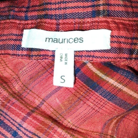 Maurices Aged Red Plaid Button Front Shirt Womens Size S - Picture 5 of 7